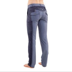 Lululemon Ride On Pant size 8 blue